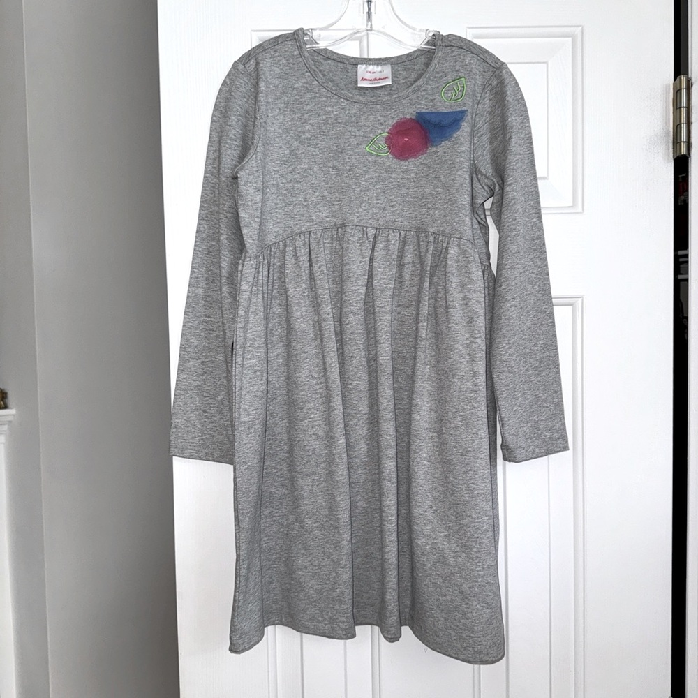 Hanna Anderson Heather Gray Flower
Applique Dress Size 8